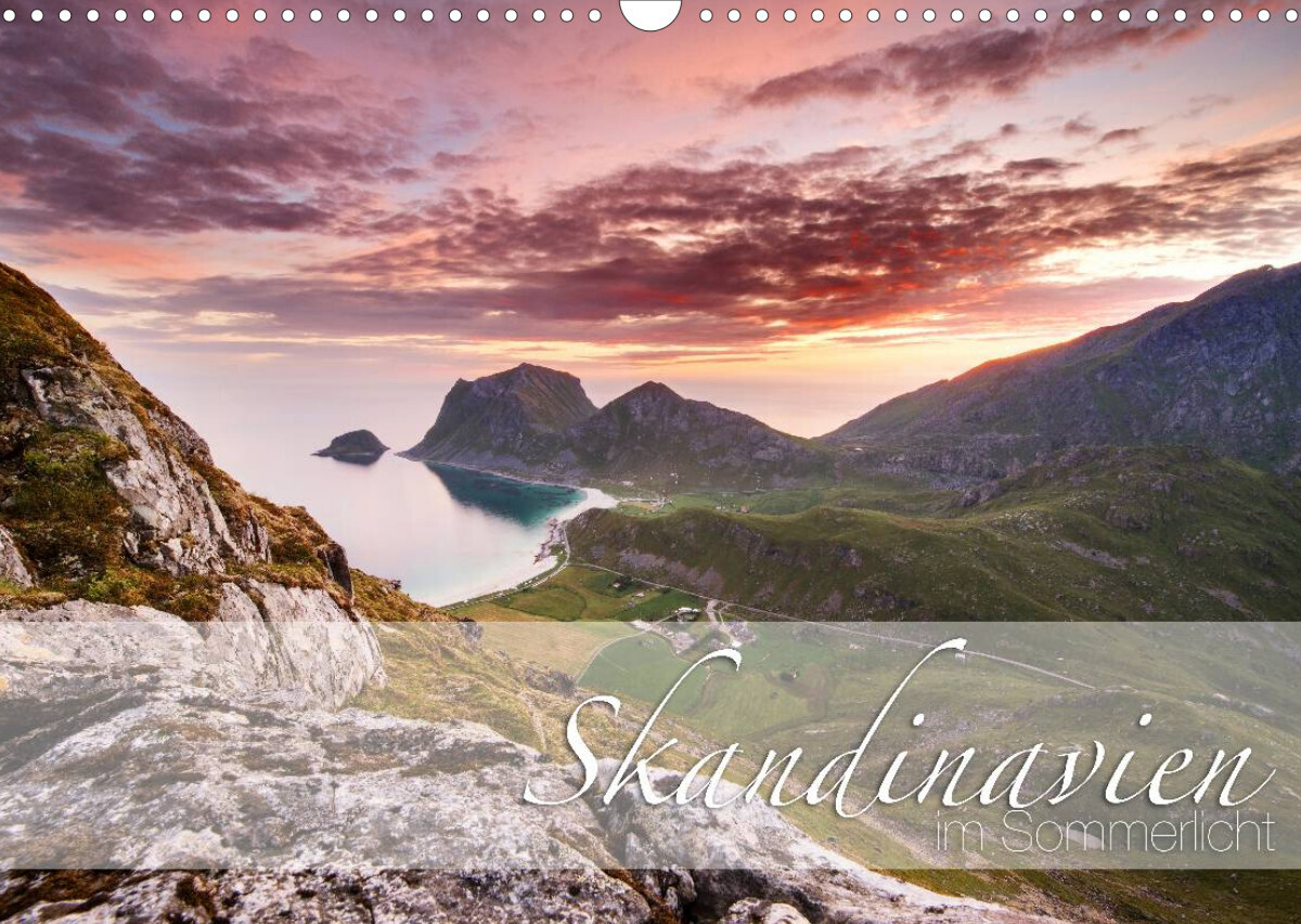 Skandinavien im SommerlichtCH-Version  (Wandkalender 2022 DIN A3 quer)
